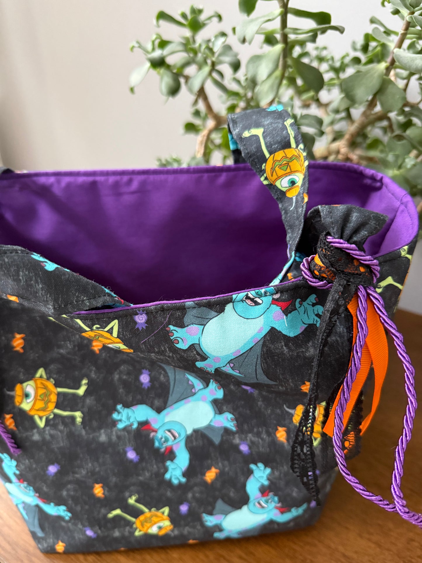 Scary Monsters w/ Ribbon Trick or Treat Tote