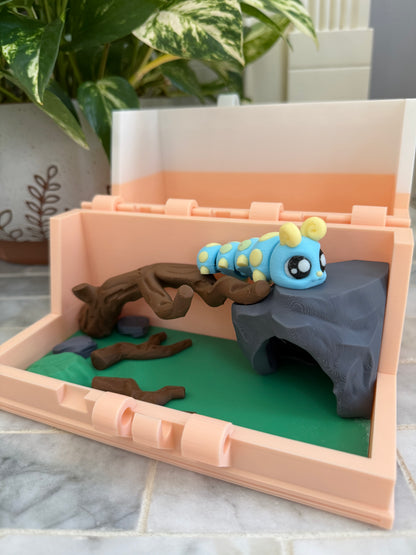Caterpillar + Bug Catcher/Container