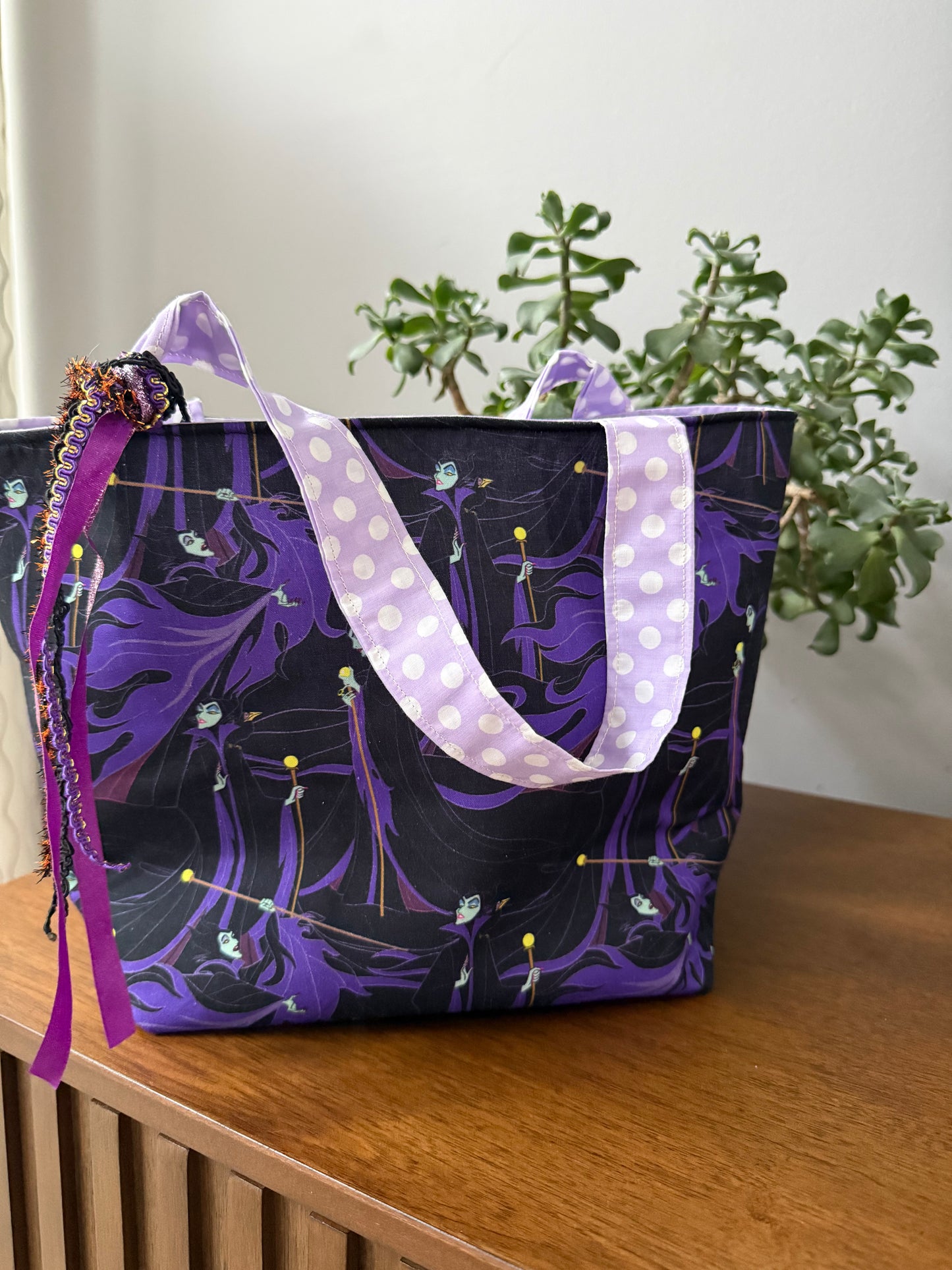 Dragon Villain w/ Ribbon Trick or Treat Tote