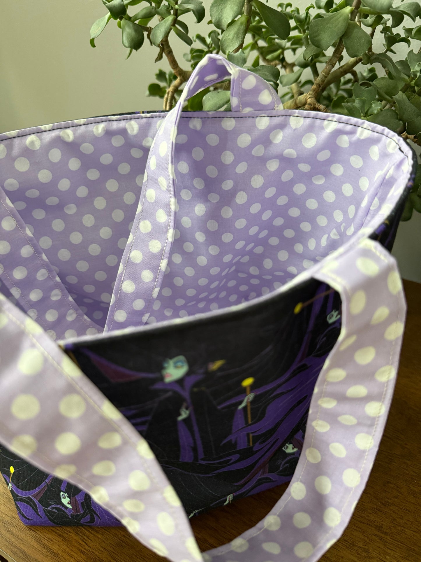 Dragon Villain w/ Ribbon Trick or Treat Tote